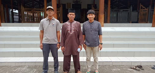 Masjid Jami At-Targhib Cicadas